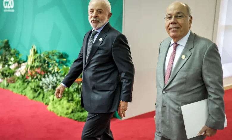 Lula « très inquiet » de la présence militaire américaine près du Venezuela