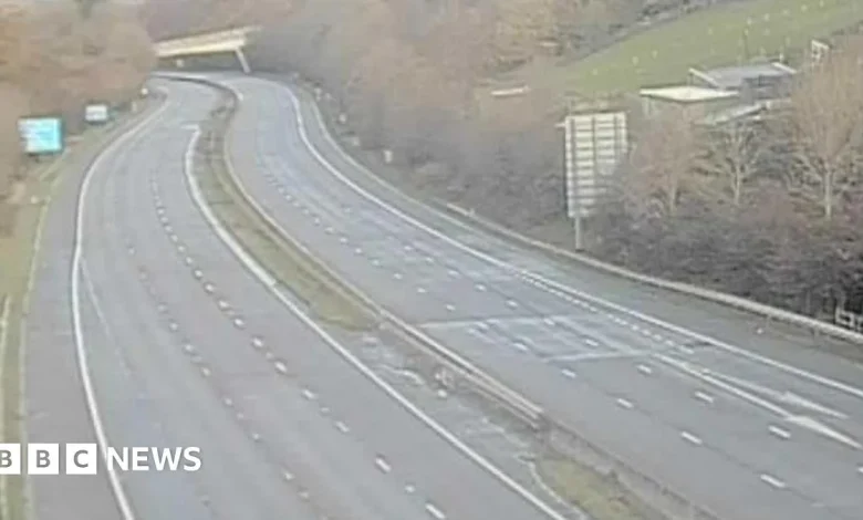 M1 near Barnsley closed in both directions after crash