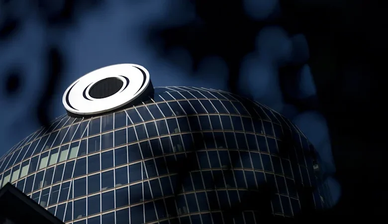 Macquarie misses expectations as profits clock in at $1.7b