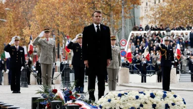 Macron commémore le 11-Novembre et honore les incorporés de force dans l'armée allemande