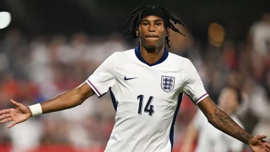 Man City winger tipped for the top names former Blue as an idol - 'I'm quite good at'