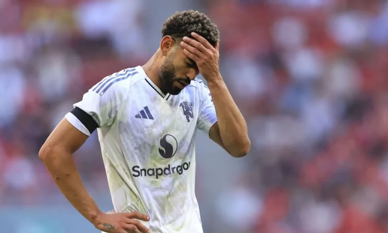 Man United's Cunha suffers training knock, doubt vs. Everton - sources