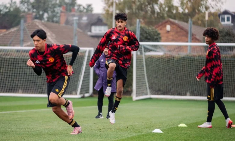 Man Utd star banned from playing in Premier League despite never making his debut