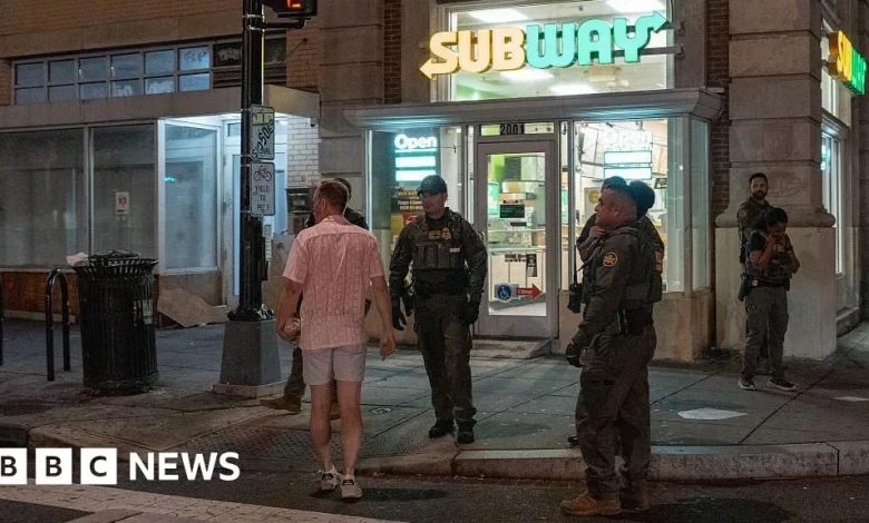 Man who threw sandwich at US border agent not guilty of assault