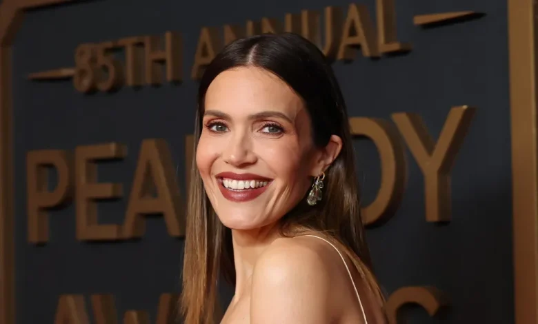 Mandy Moore Just Wore the Red Sequin Dress of My Holiday Dreams