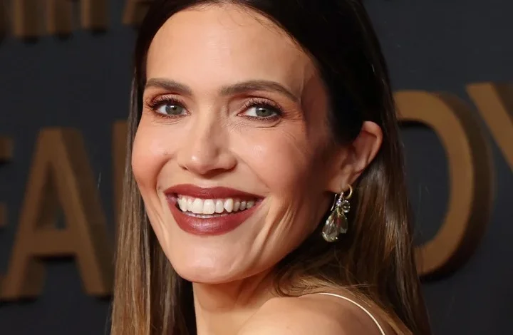 Mandy Moore’s Holiday Outfit Inspiration: From Sequins to Cozy Chic