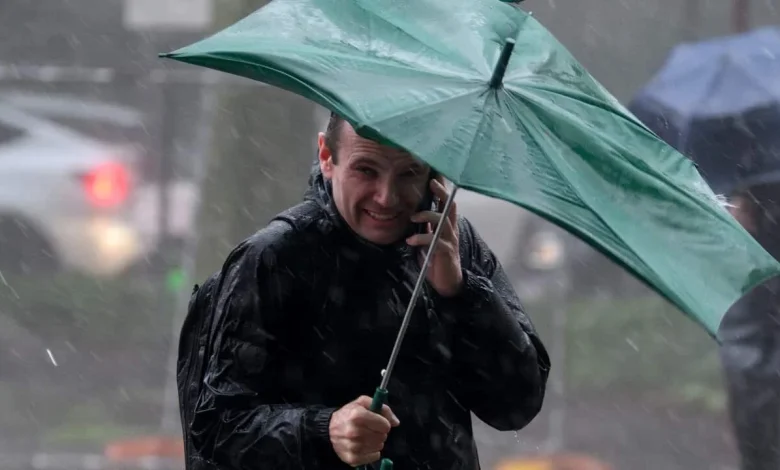 Many Australians face 'unsettled' weekend with severe storms and rain