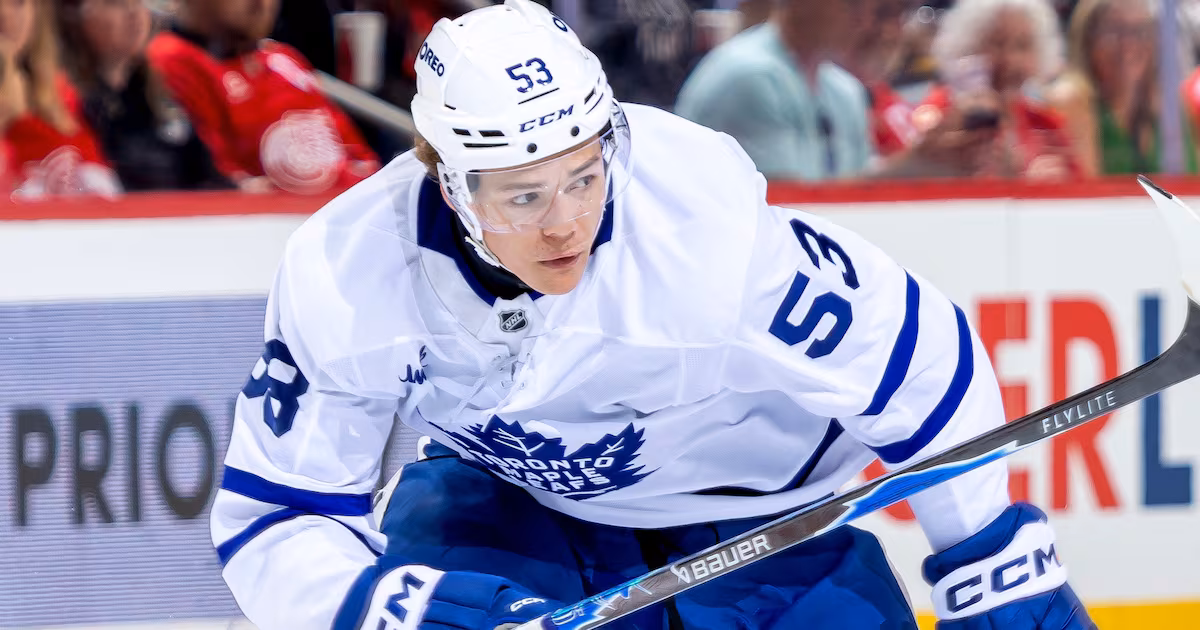 Maple Leafs assign rookie Cowan to AHL Marlies