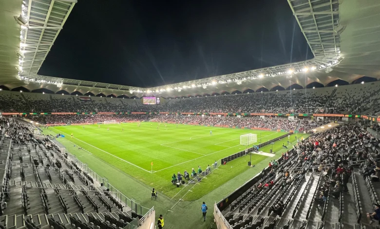 Mariners men powered by Brandtman walk into Wanderers test