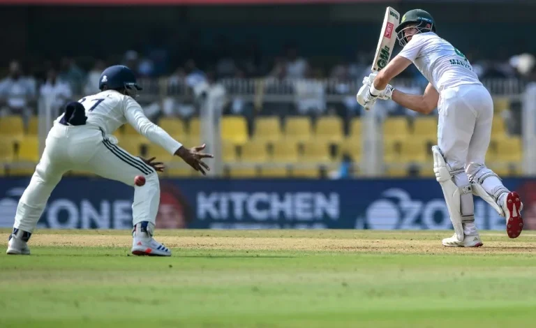 Markram falls as South Africa reach 82-1 in second India Test