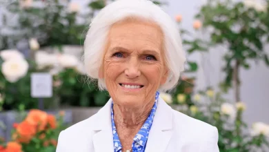 Mary Berry, 90, looks unrecognisable in unearthed photo from her 30s