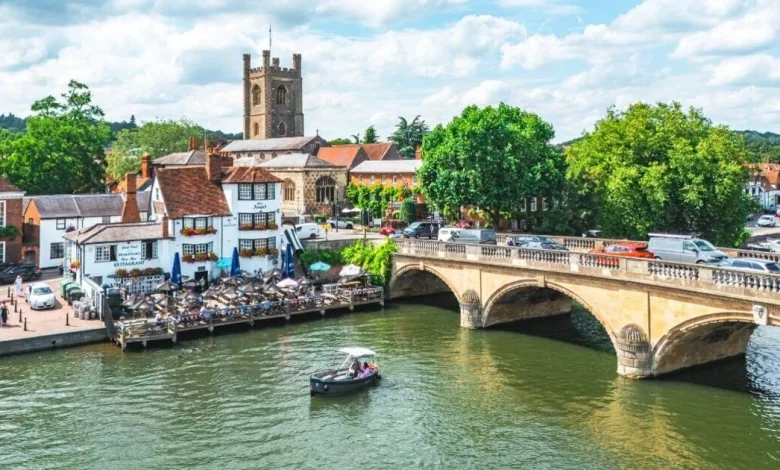 Mary Berry’s quiet life in posh village where house prices are £790k