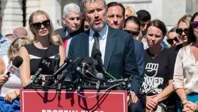 Massie Calls Out ‘Rich and Powerful’ US Men as Prince Andrew Loses Titles