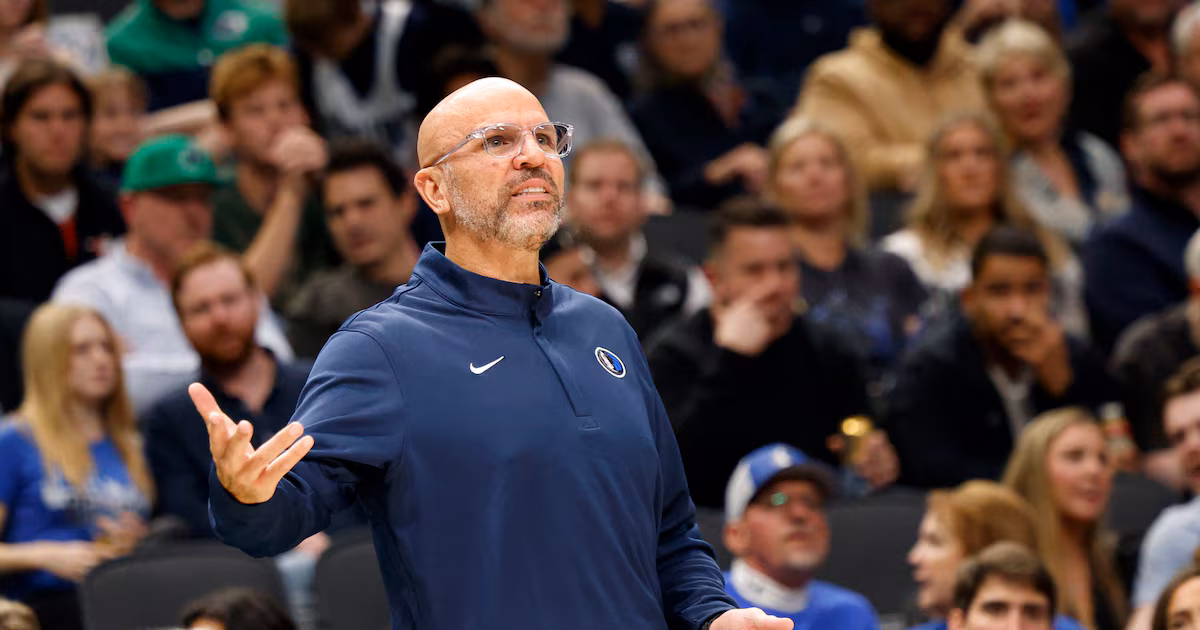 Mavericks regain home-court advantage, but suffer yet another loss to Phoenix Suns