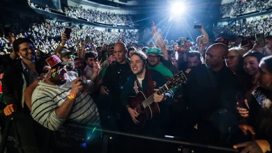 Meet Me At The Rail: Billy Strings Takes Guitar Into Crowd In Albany