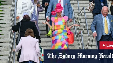 Melbourne Cup 2025 LIVE: The $500,000 bet that made Al Riffa favourite; Rain falls as Zahra stars ahead of Cup ride