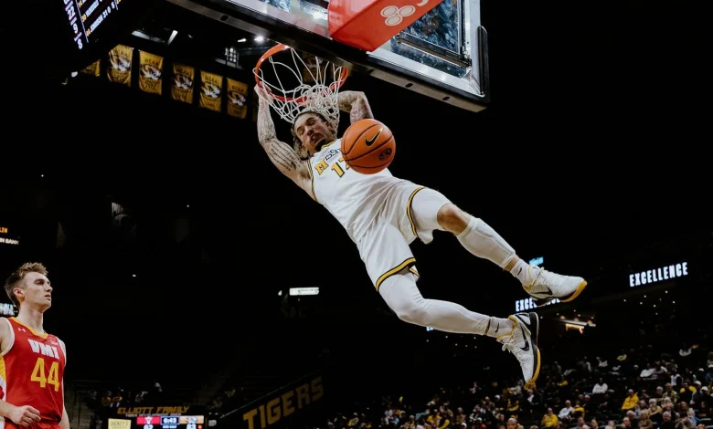 Men's Basketball Hosts Minnesota Wednesday Night