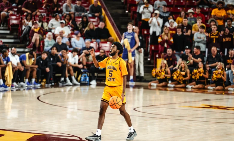 Men's Basketball at Hawai'i for first road test