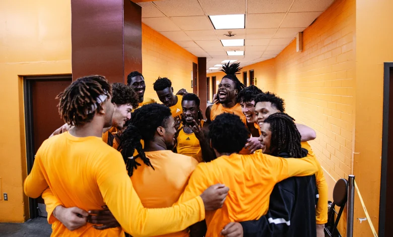 Men's Hoops ends homestand by hosting Georgia State