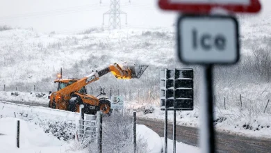 Met Office says 'big dangler' looming above UK as it delivers snow verdict