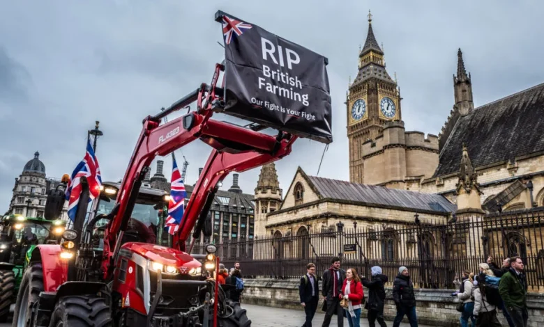 Met Police blocks farmers’ Budget day IHT protest in London