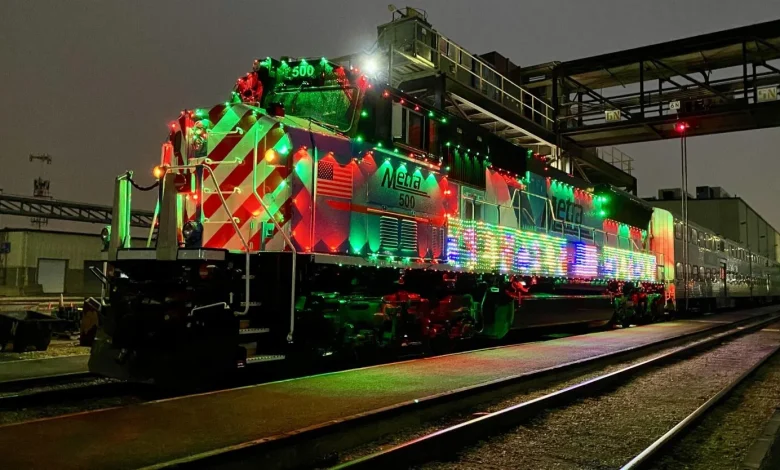 Metra holiday train tickets go on sale today