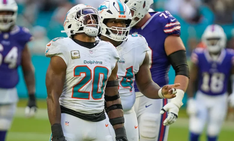 Miami Dolphins LB Jordyn Brooks All Business Ahead of Matchup with Mentor