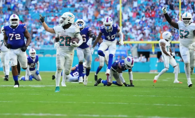 Miami Dolphins creating identity built around speedy running back De'Von Achane