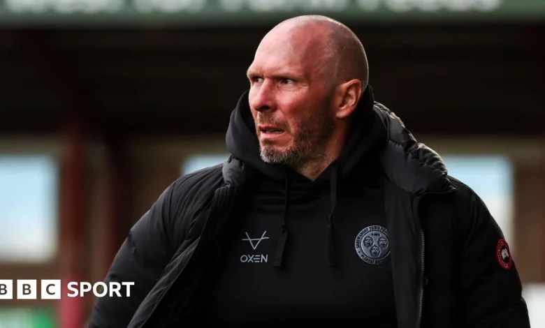 Michael Appleton: Shrewsbury Town boss says return of Gareth Ainsworth can inspire home crowd