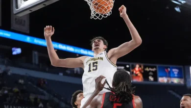 Michigan, man: Wolverines rout Aztecs in Players Era Festival opener