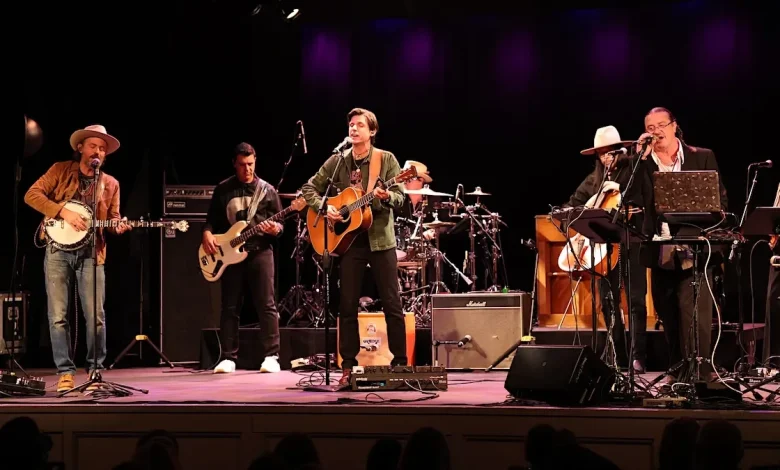 Mike Patton and The Avett Brothers Give AVTT/PTTN Collab Its Live Debut in New York City: Watch