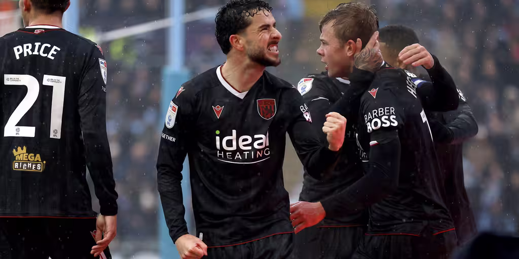 Mikey Johnston named in Sky Bet Championship Team of the Week