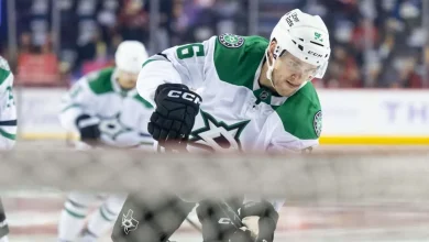 Mikko Rantanen ajettiin jälleen ulos: sikaili vastustajan verille ja tappeli!