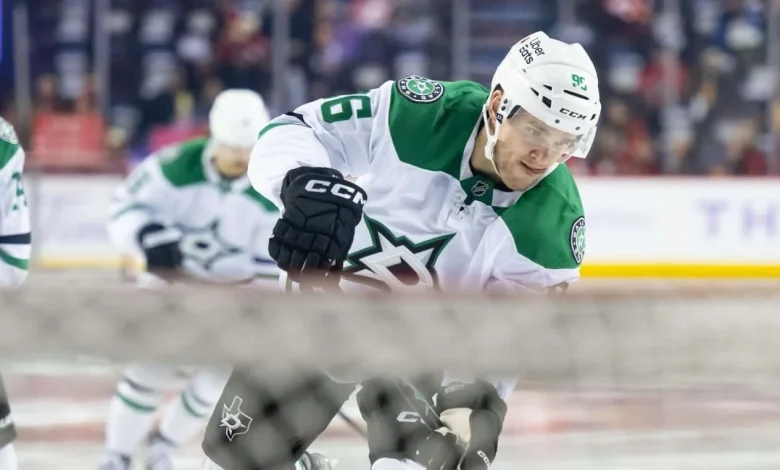 Mikko Rantanen ajettiin jälleen ulos: sikaili vastustajan verille ja tappeli!