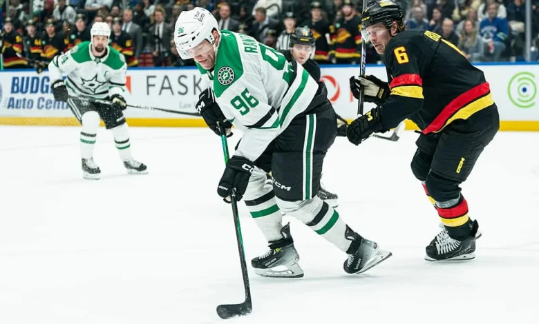 Mikko Rantaselta häikäisevä maali – näyttävä spin-o-rama ja kiekko rystyllä yläpesään