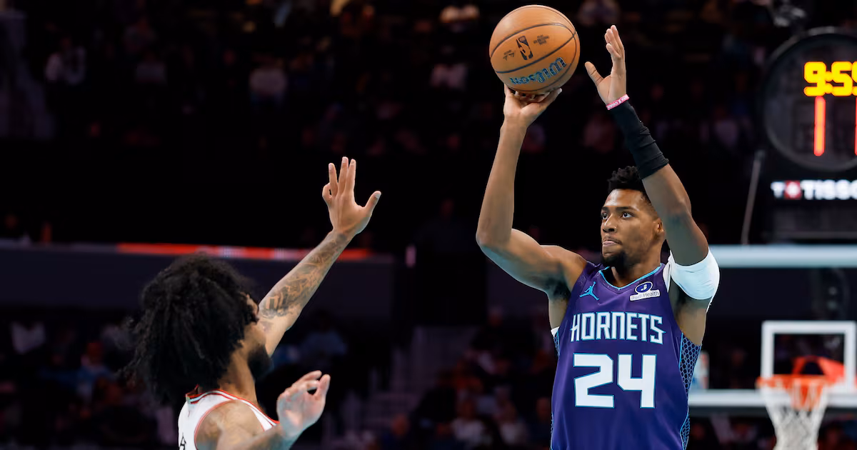 Miller scores 27 points, Hornets beat Bulls to end 7-game losing streak