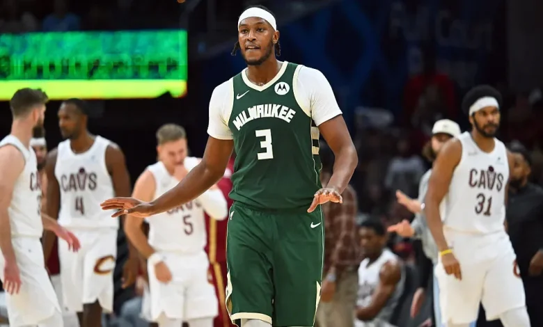 Milwaukee Bucks at Indiana Pacers prediction, pick for Monday 11/3/25