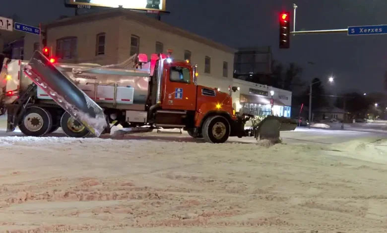 Minneapolis and St. Paul declare snow emergency after Saturday storm