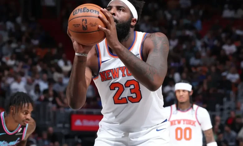 Mitchell Robinson’s discouraging free-throw returns keeping him on Knicks bench in crunch time
