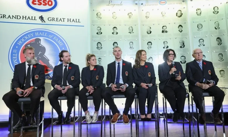 Mogilny's absence a hot topic on Hockey Hall of Fame weekend