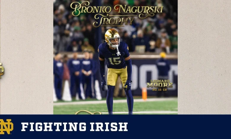 Moore Named Finalist for Nagurski Trophy