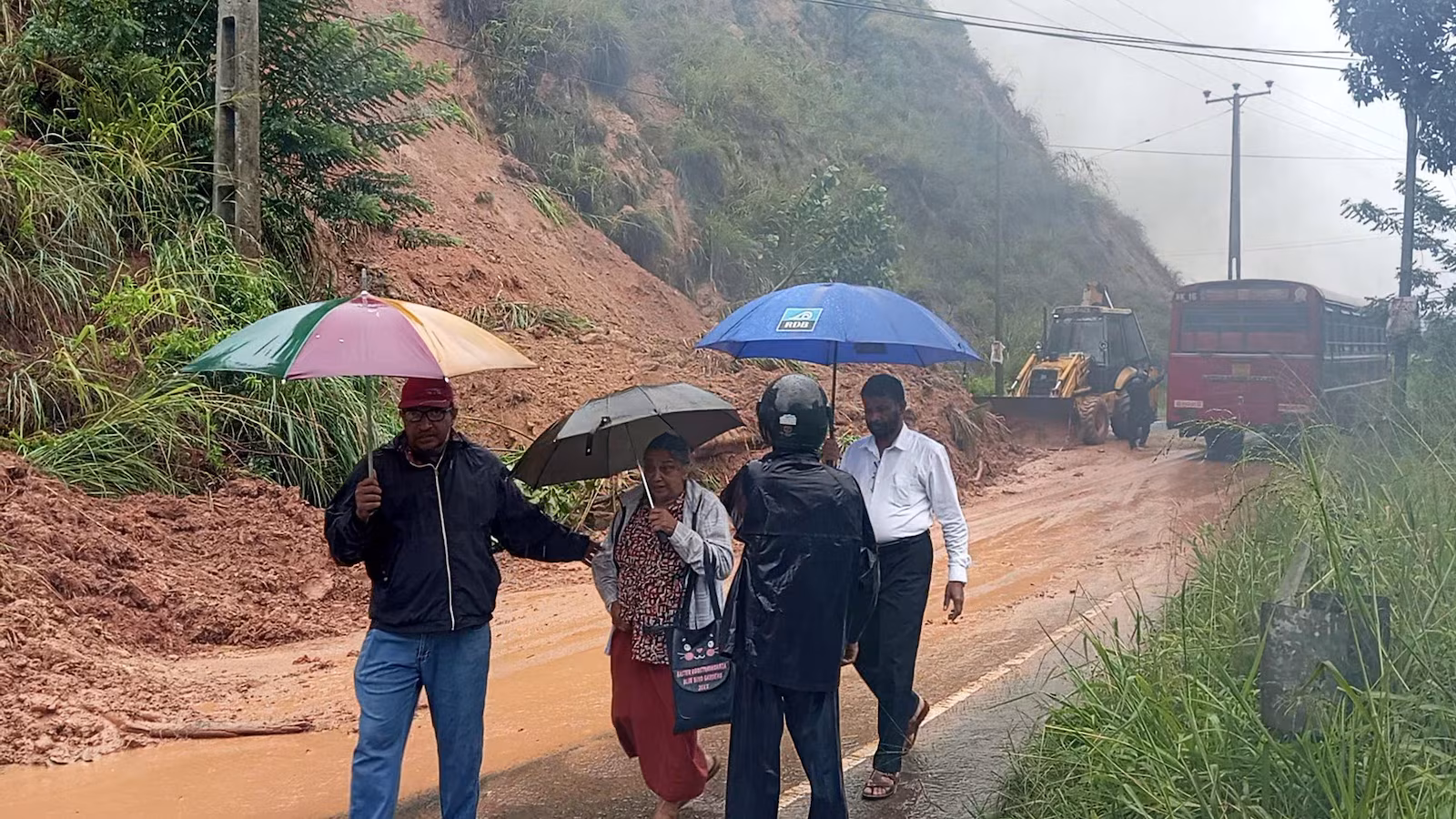 More than 30 dead and 14 missing as heavy rains trigger landslides and floods in Sri Lanka