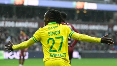 Moses Simon named in Ligue One Team of the Week