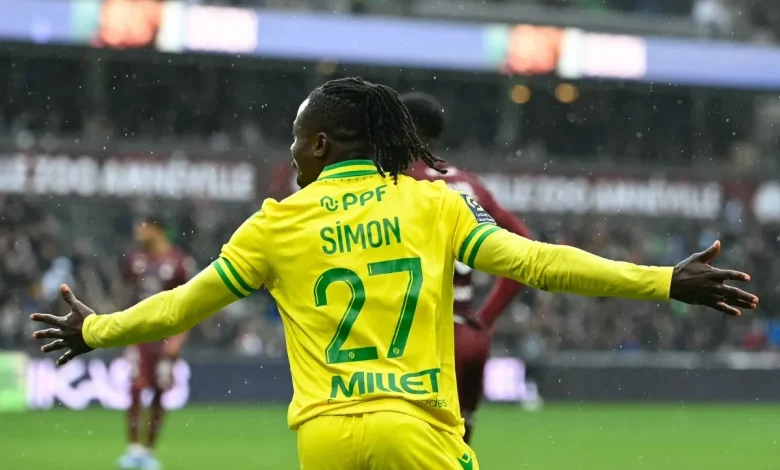 Moses Simon named in Ligue One Team of the Week