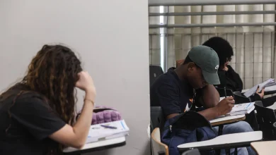 Mudança que permite usar mais de um Enem em sistema do MEC gera queixas e abaixo-assinado