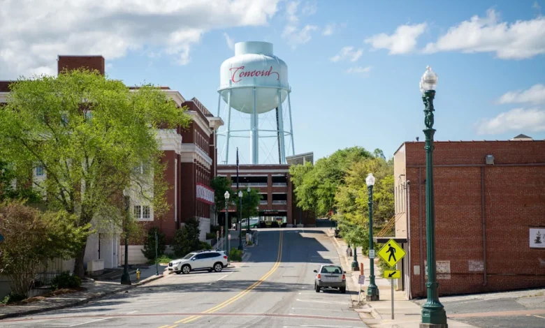 Multiple shooters at Christmas tree event put 4 teens in hospital, NC cops say