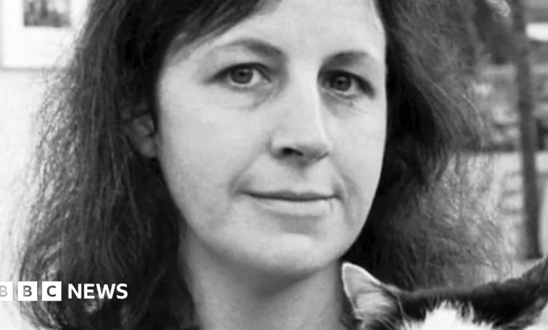 Museum curator behind Connolly's Banana Boots dies