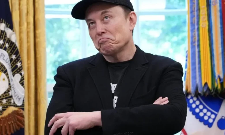 Musk becomes first person in history to be worth $500,000,000,000