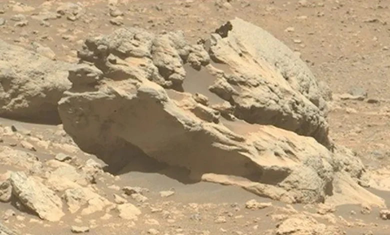 NASA Discovered a Rock on Mars That Doesn't Belong There
