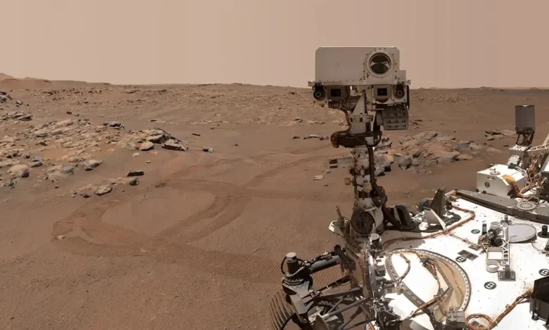NASA rover spots something on Mars that doesn't belong there